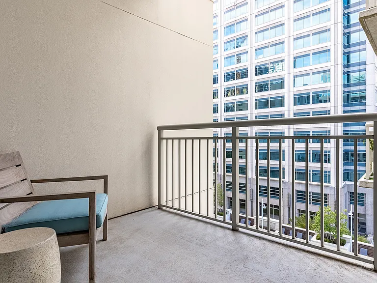 Trace Midtown Apartments — Photo 23