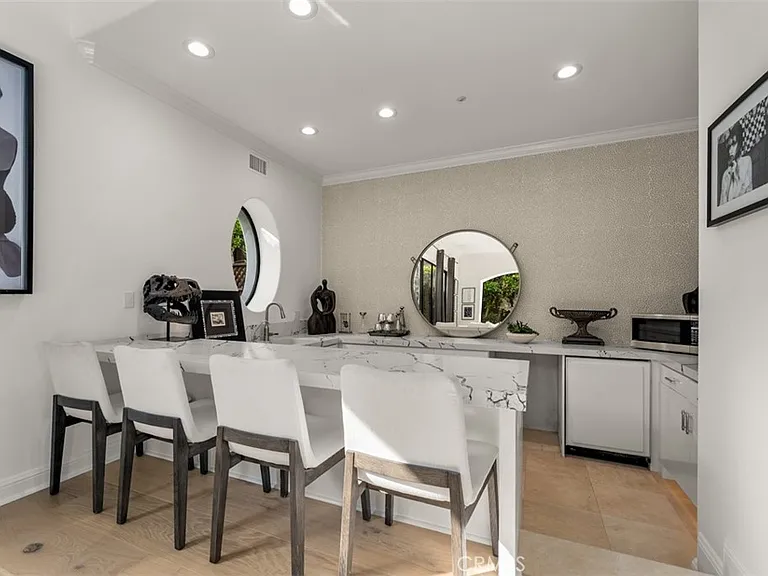 215 Poppy Ave — Photo 30