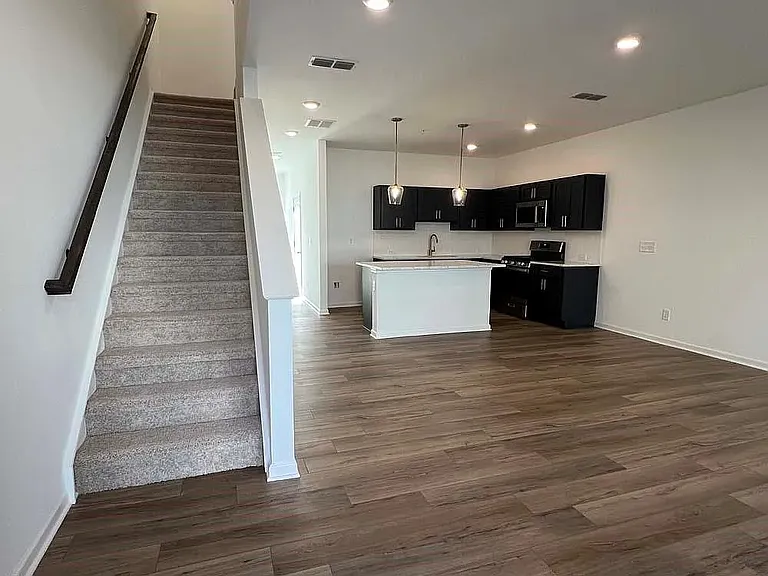 6106 Vaughnmere Way — Photo 13