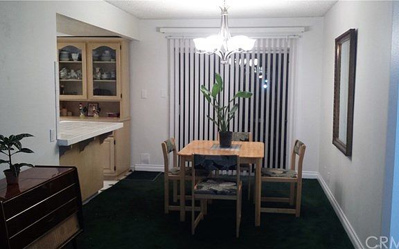 5th image of 15432 Benfield Ave