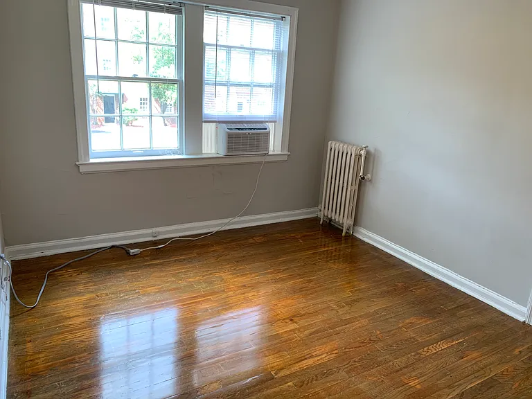 2848 Thornhill Rd — Photo 25