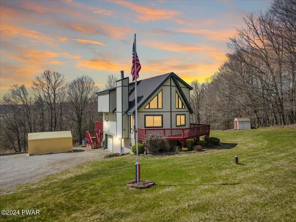 179 Cemetery Rd, Moscow, PA 18444