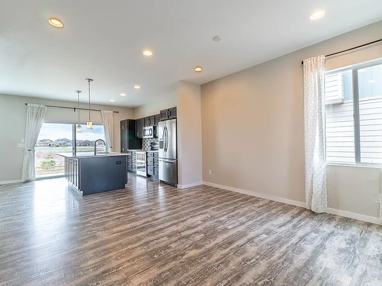 11069 Rifle Ct — Photo 12