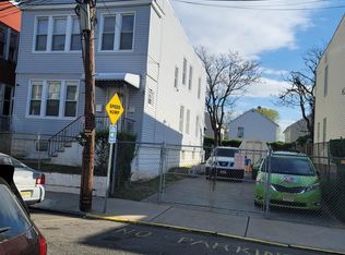 134-136 Myrtle Ave, Jersey City, NJ 07305
