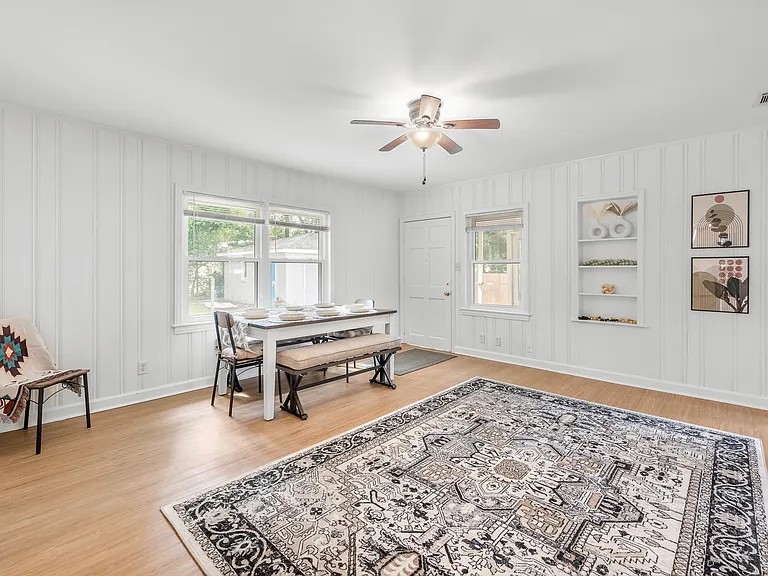 5057 Walker St — Photo 12