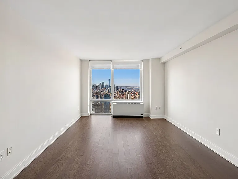 125 W 31st St #56A — Photo 1
