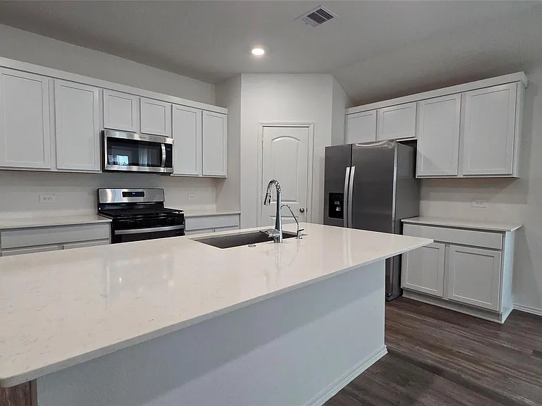 6110 Ginevra Summers Dr — Photo 12