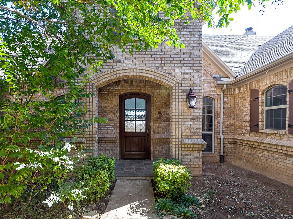 1st image of 396 Ranchview Ct