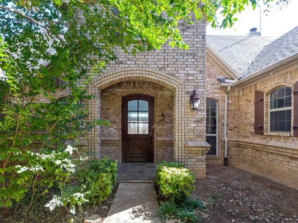 396 Ranchview Ct, Bowie, TX 76230