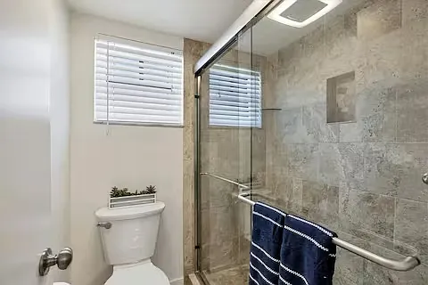 5201 Gulf Of Mexico Dr — Photo 35