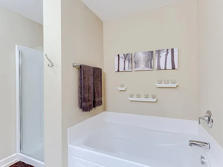 3430 Chestnut Ln — Photo 19