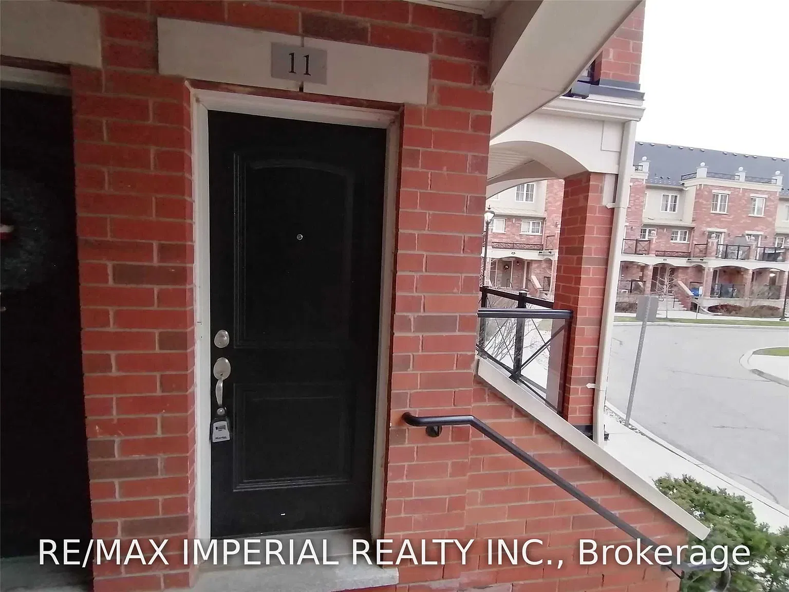 2 bed, $2,600 — Photo 3