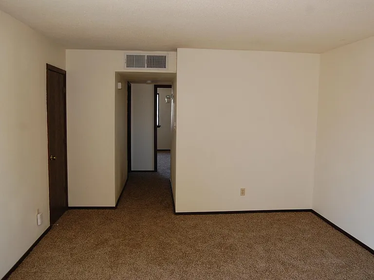 3123 Hillrise Dr #D — Photo 9