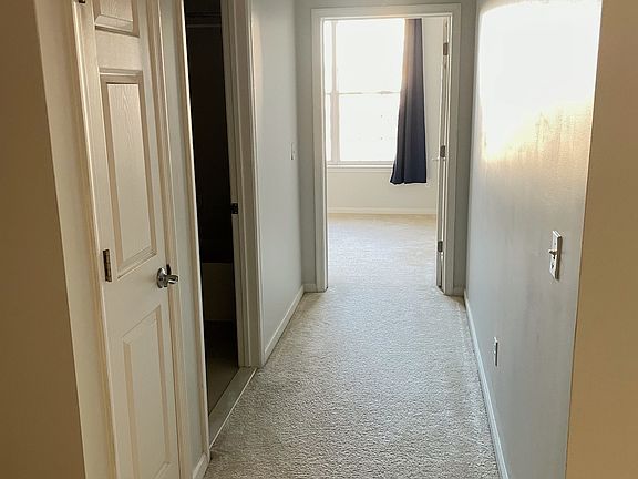 3rd image of 1322 Sierra Dr