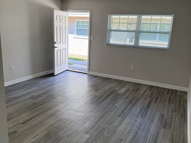 762 Johnson Ave #762 — Photo 17