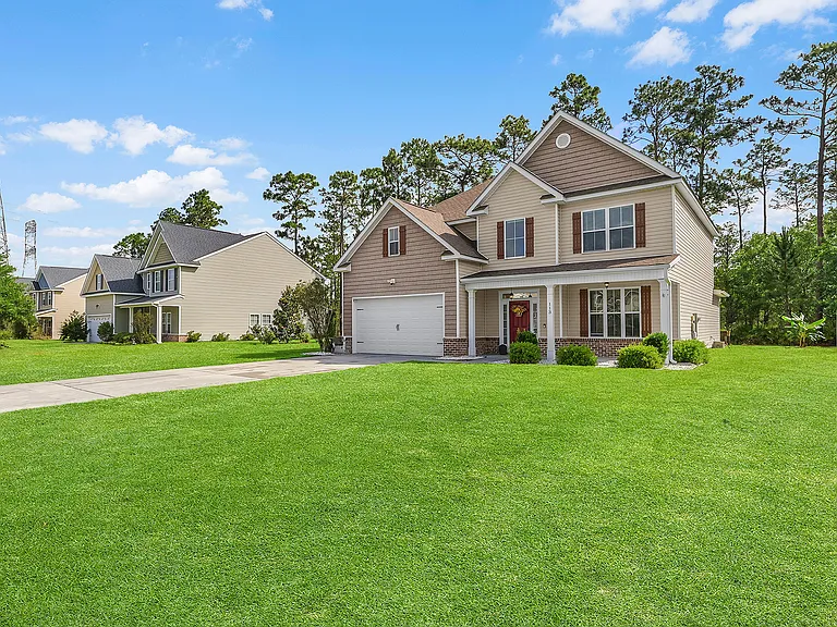 113 Greystone Dr — Photo 3