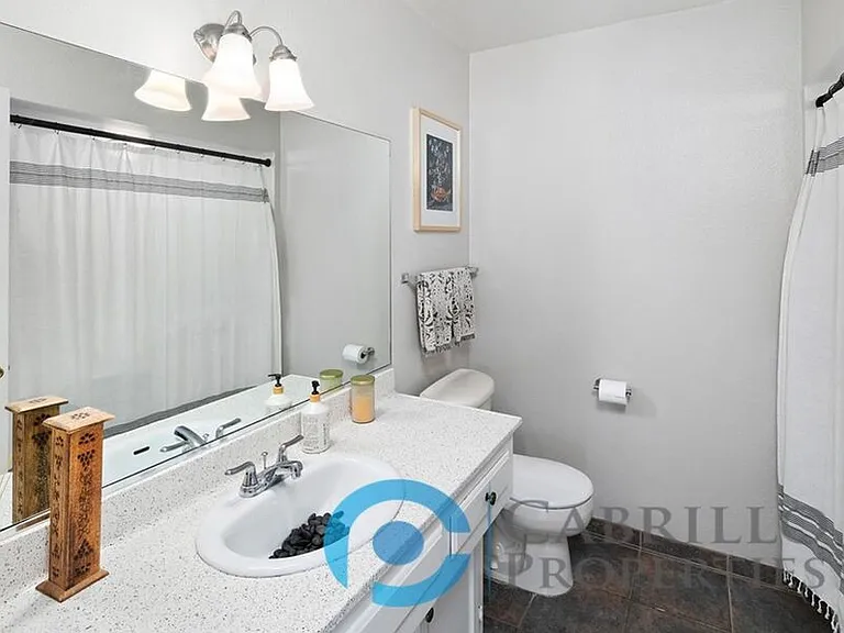 3431 Fairlomas Rd — Photo 9