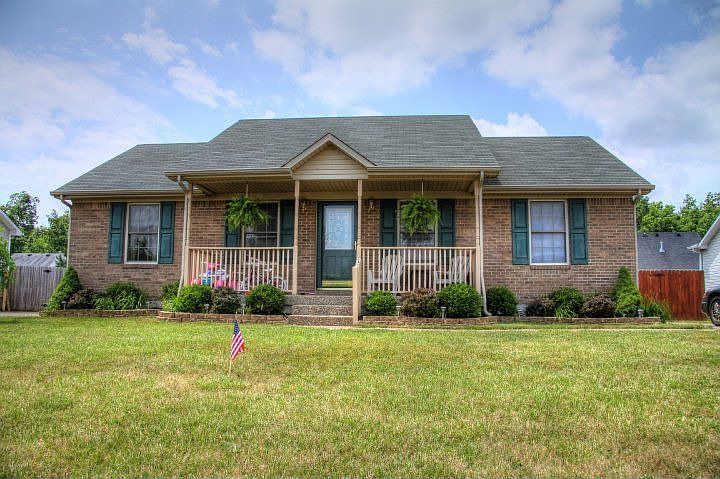 1st image of 249 Lakes Edge Dr