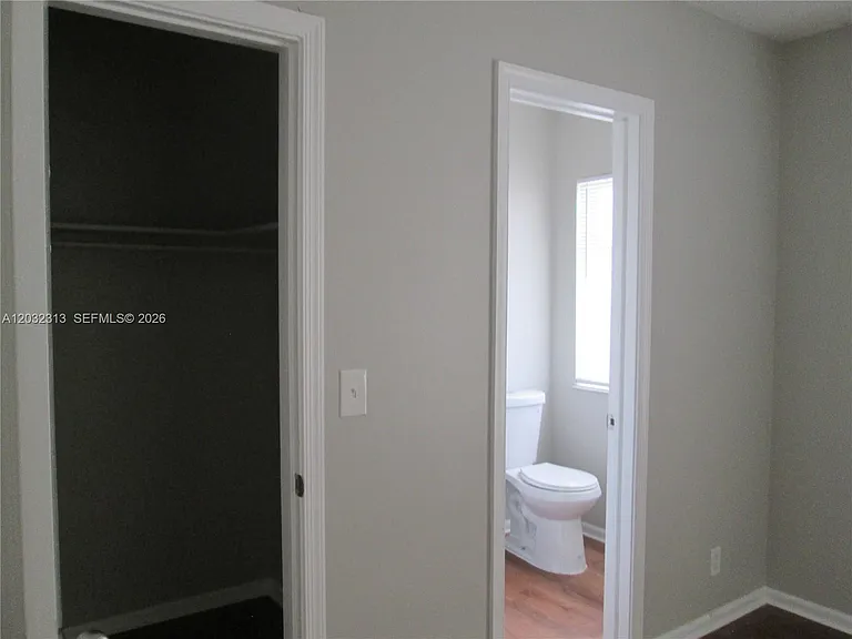 2250 NE 66th St #1521 — Photo 8