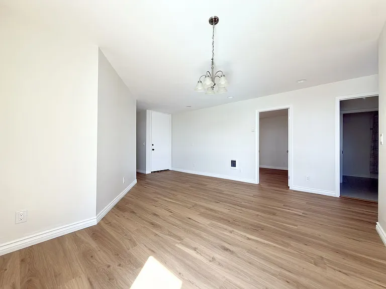4513 Cove Dr #12 — Photo 19