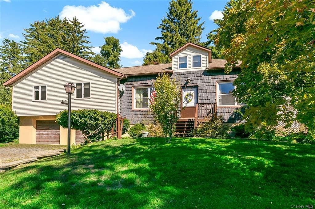 16 Mahopac Avenue, Amawalk, NY 10501 Zillow