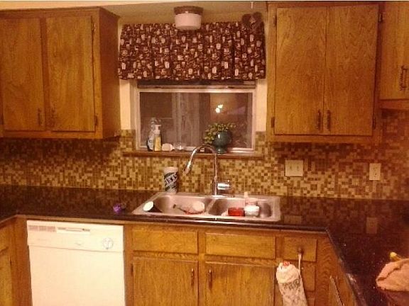 New granite countertops!