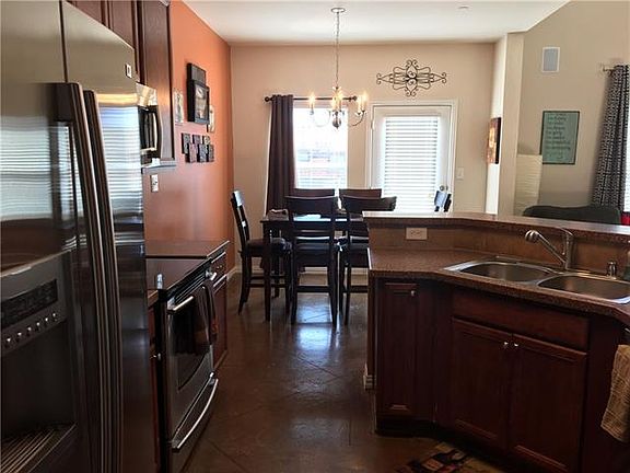 4th image of 7224 Mediterranean Dr