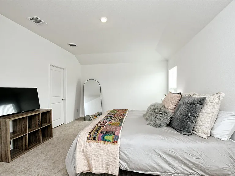 2108 Golden Grain Ln — Photo 12