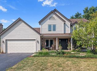 600 Dilorenzo Dr, Naperville, IL 60565