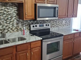 297 E Broadway St #B, Danville, IN 46122