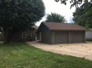 454 S Paula Ave, Wichita, KS 67209