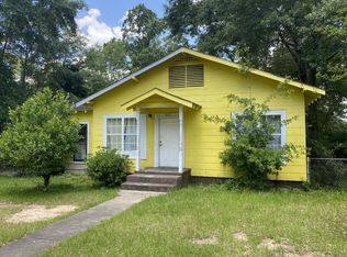 913 E Stough St, Dothan, AL 36303