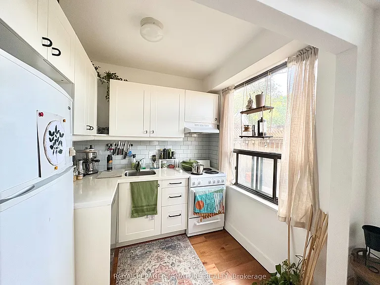 740 Eglinton Ave W #103 — Photo 8