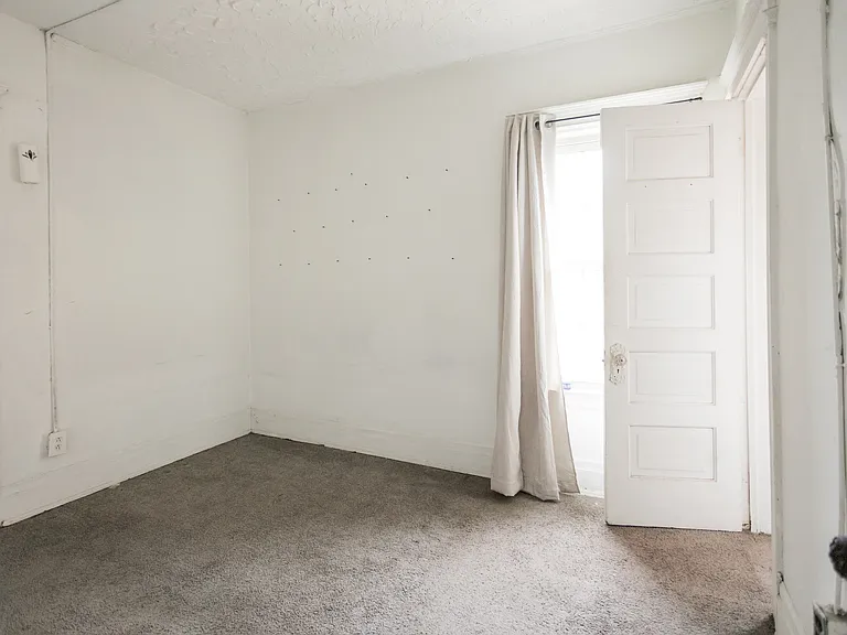 1195 Clark St — Photo 19