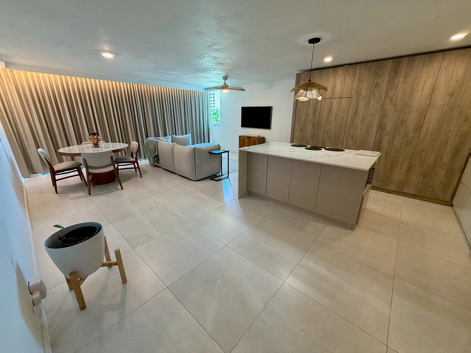 2 bed, $2,900 — Photo 3