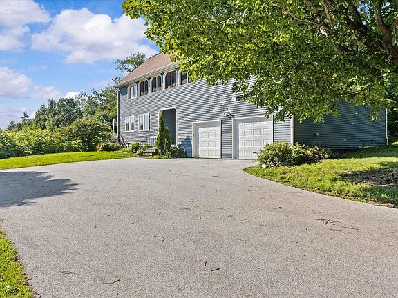 3rd image of 74 Reynolds Road