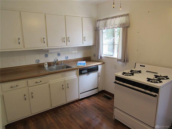5th image of 238 Murchison Ln