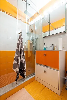 Sold by Remax Edge | media 22