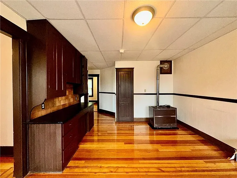 14 Courtland St #3 — Photo 11