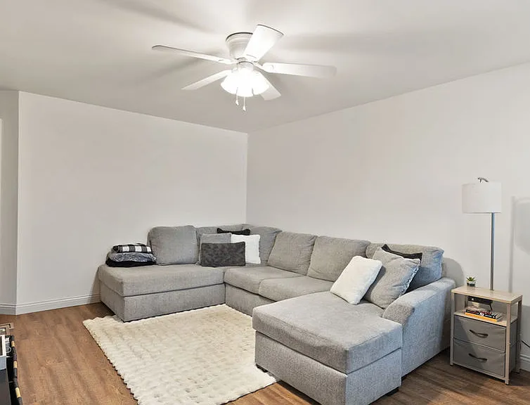 1 Charlotte Pl #1 — Photo 5