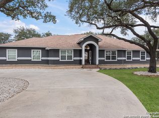 199 Palomino Trl, Natalia, TX 78059