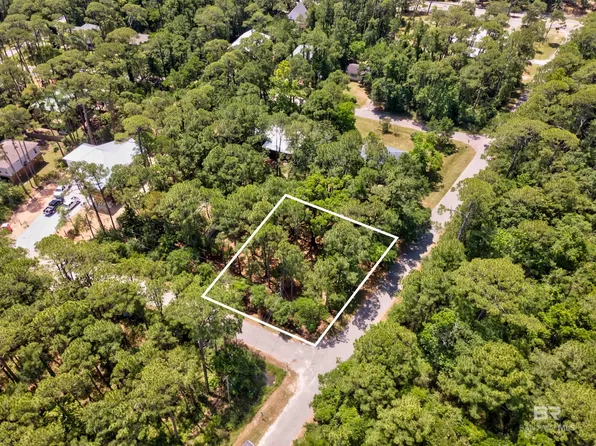 509 Conde Ave #1, Dauphin Island, AL 36528
