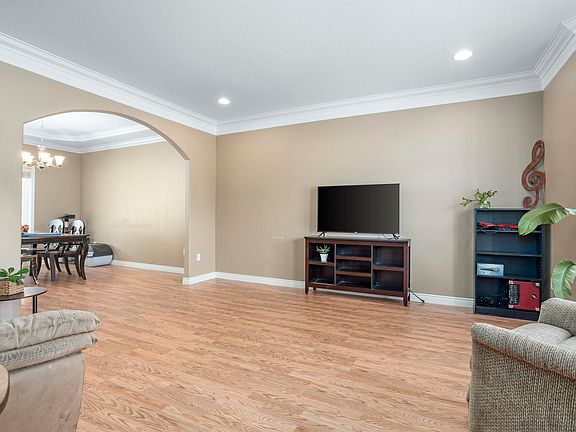 3rd image of 4011 S Quincy Pl