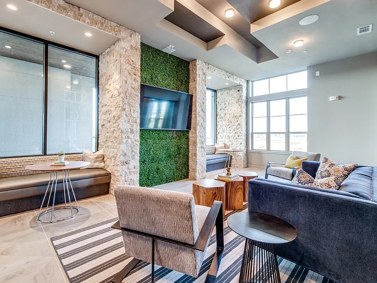 Luxia River East — Photo 8