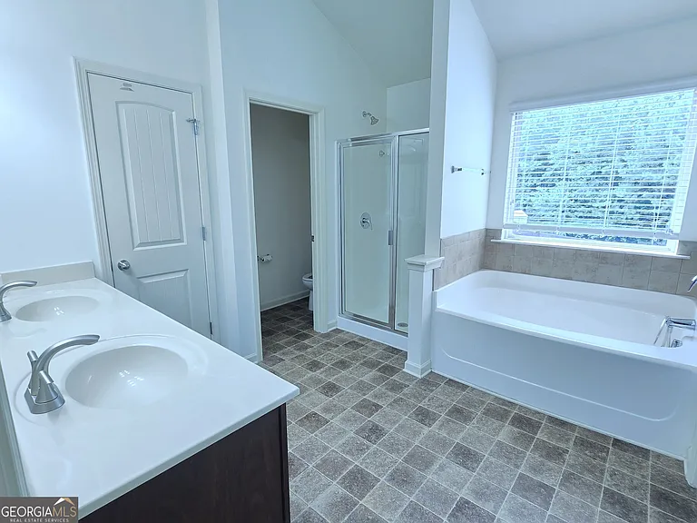 2020 Beyers Landing Dr — Photo 26