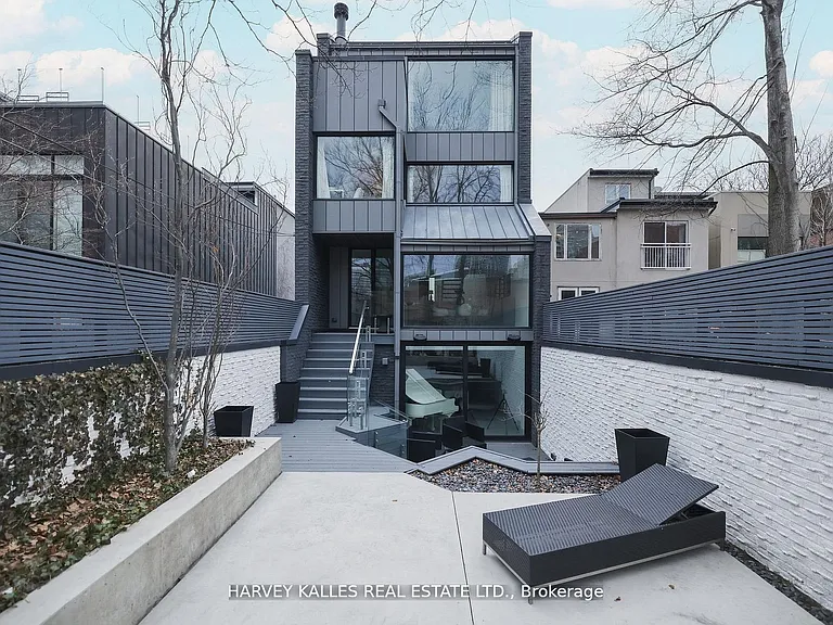 41 Berryman St — Photo 46