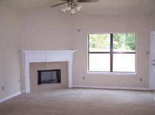 8032 Tarrytown Crossing Dr, Conroe, TX 77304