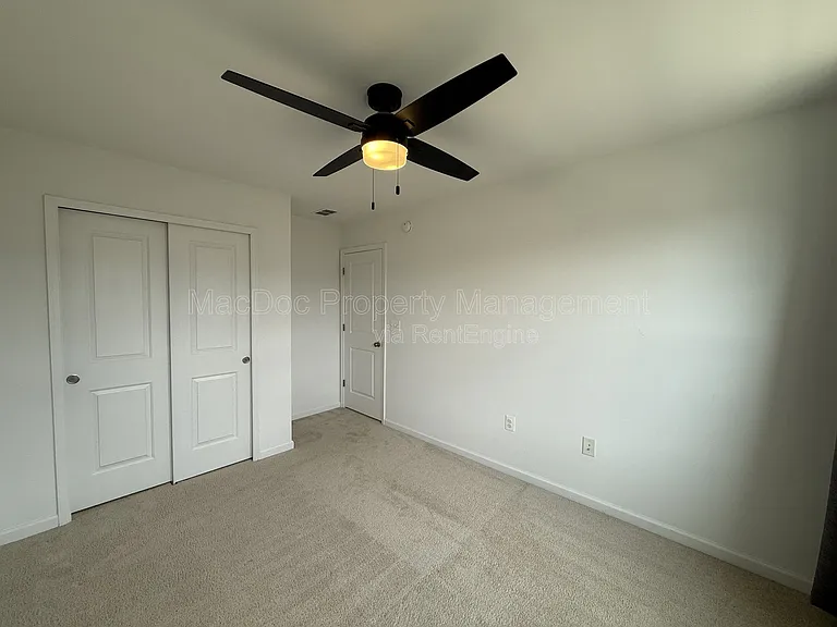 2401 Copa Ct — Photo 27