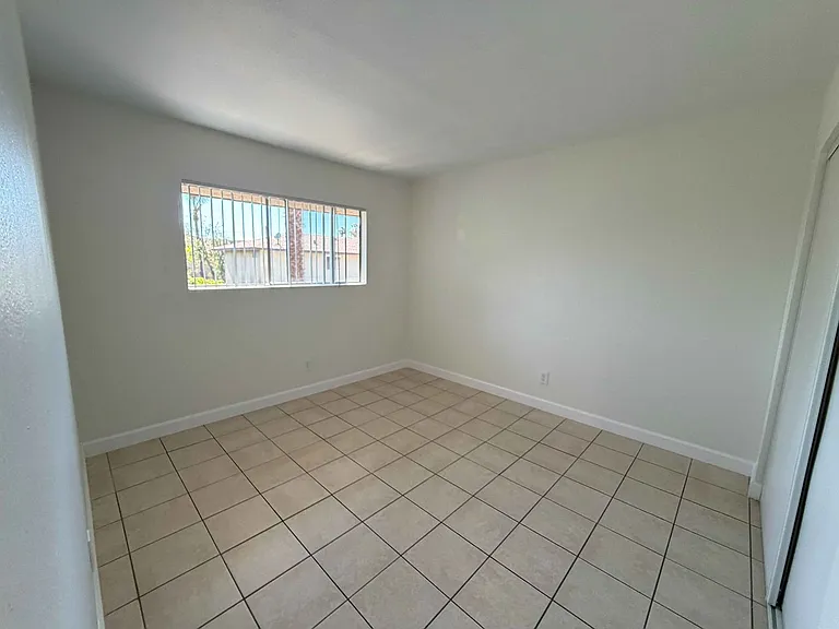 5791 Kingman Ave — Photo 20