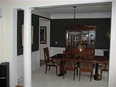 5th image of 220 Arborhurst Cir